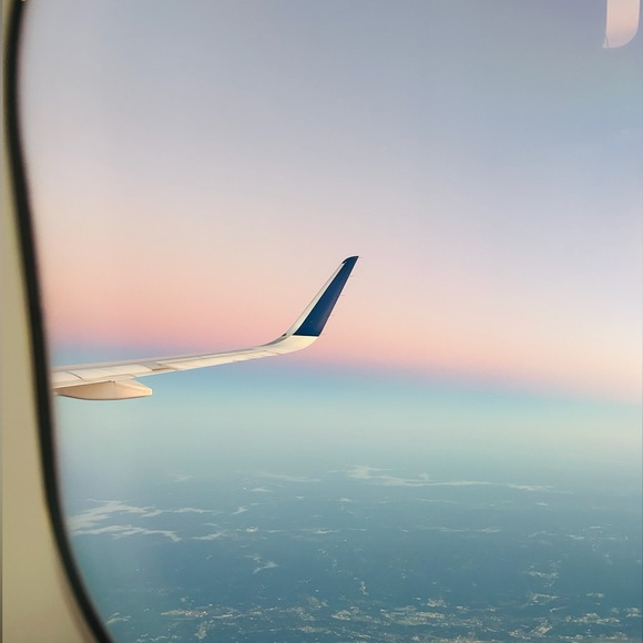 Meet your Posher, April - Picture 2 of 5